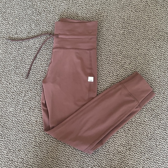 Vuori leggings - Picture 1 of 5